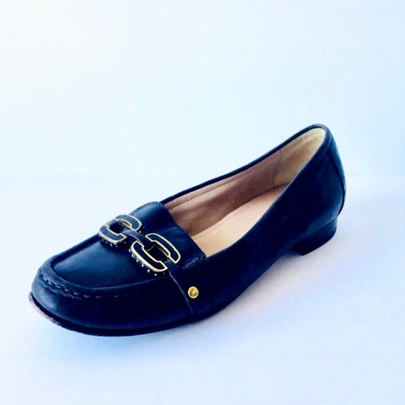 Coach Woman’s Brown Leather Loafers Size 9B - Picture 2 of 8